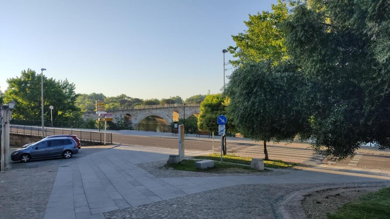 Ferienwohnung A Los Ojos Del Rio Duero Zamora Exterior foto