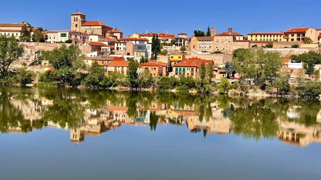 Ferienwohnung A Los Ojos Del Rio Duero Zamora Exterior foto