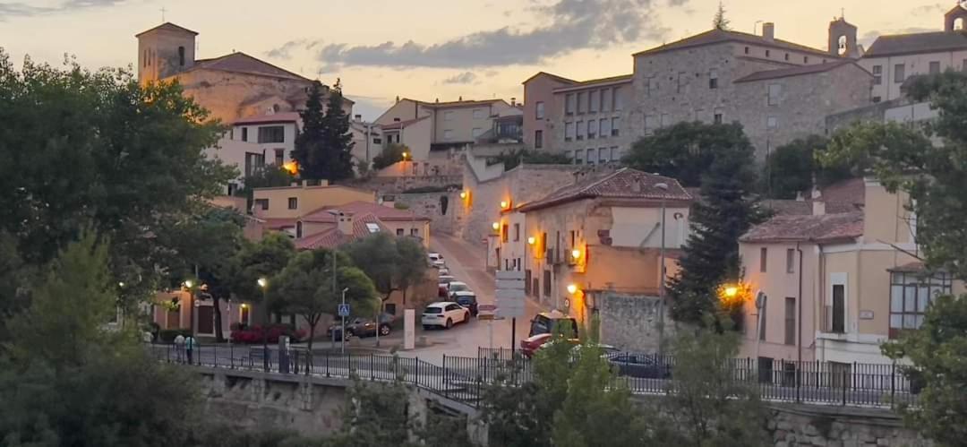 Ferienwohnung A Los Ojos Del Rio Duero Zamora Exterior foto