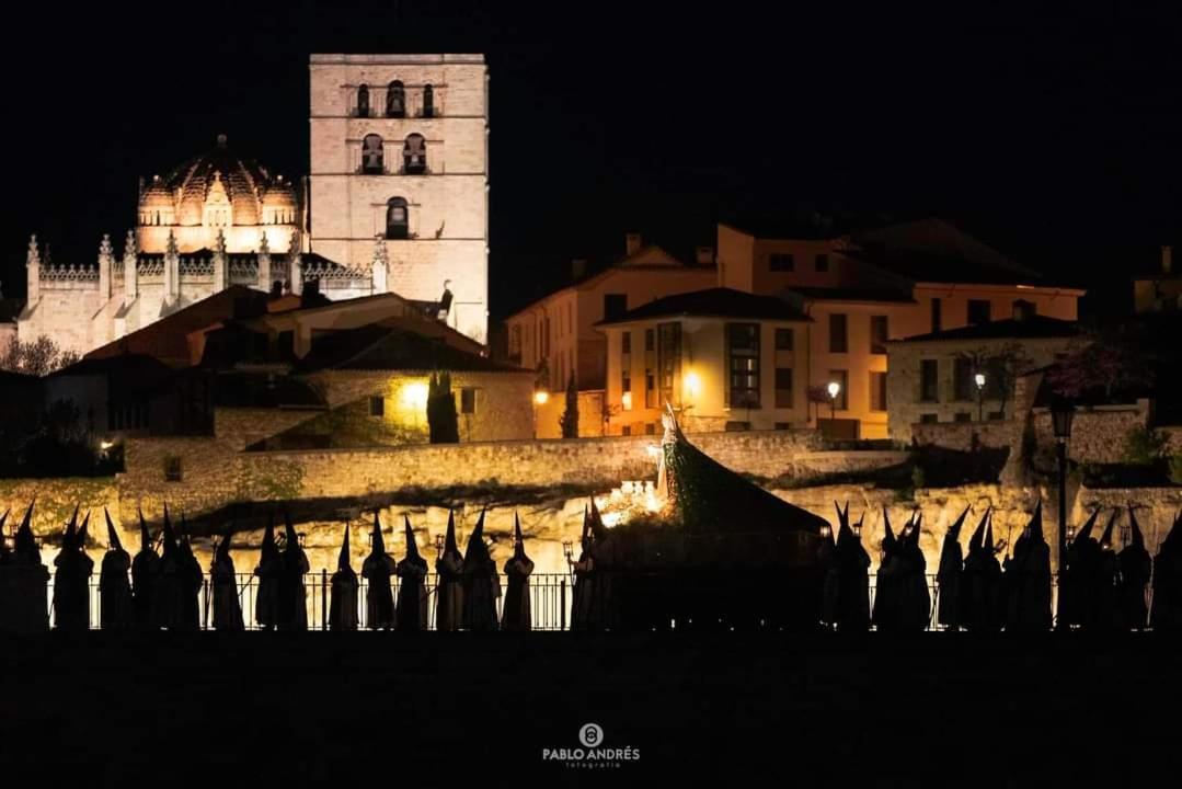 Ferienwohnung A Los Ojos Del Rio Duero Zamora Exterior foto